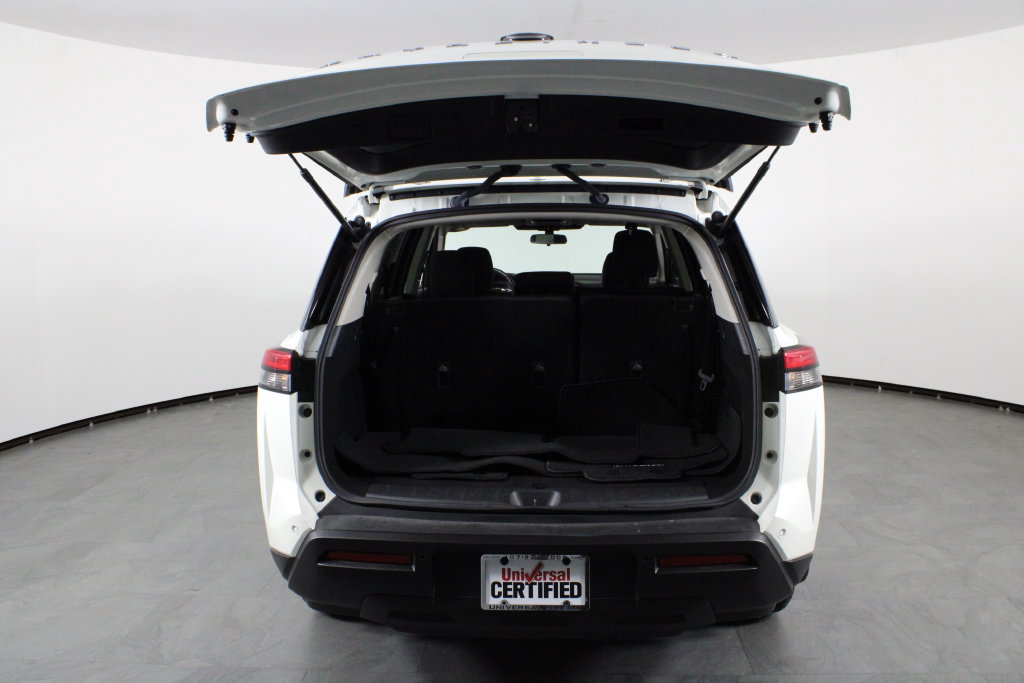 Certified 2024 Nissan Pathfinder SV FWD image 17