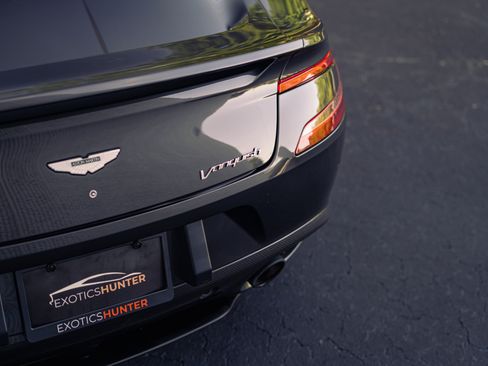 Used 2014 Aston Martin Vanquish Coupe RWD image 13