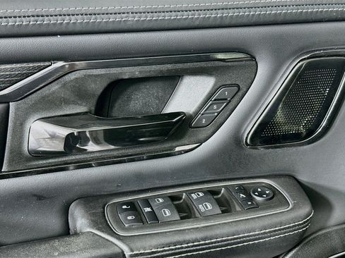 Used 2022 RAM 1500 Limited AWD/4WD image 15