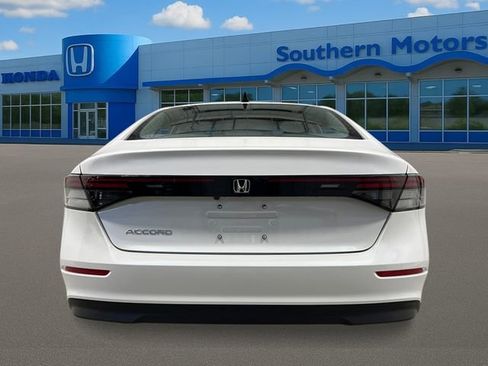 New 2026 Honda Accord SE image 4
