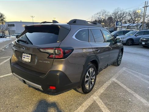 Used 2023 Subaru Outback Limited image 7