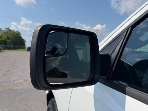 Used 2026 RAM 1500 Express AWD/4WD image 12