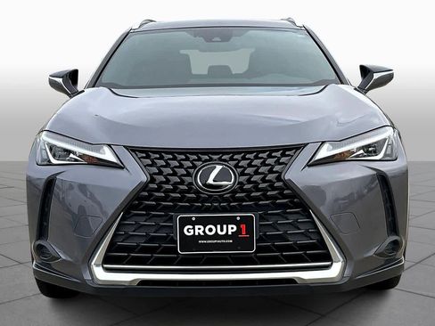 Used 2019 Lexus UX 200 image 3