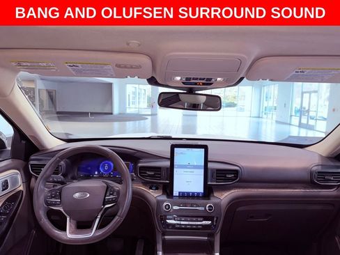 Used 2020 Ford Explorer Platinum w/ Premium Technology Package image 12