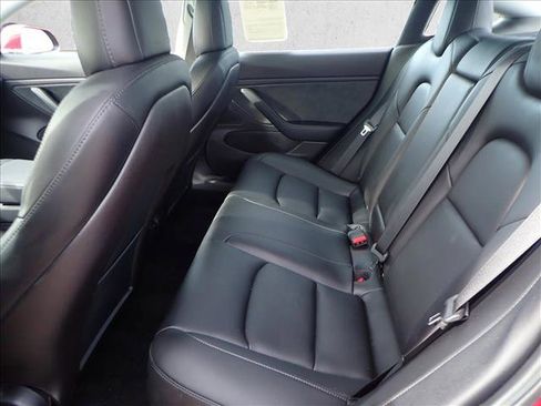 Used 2019 Tesla Model 3 Standard Range Plus image 8
