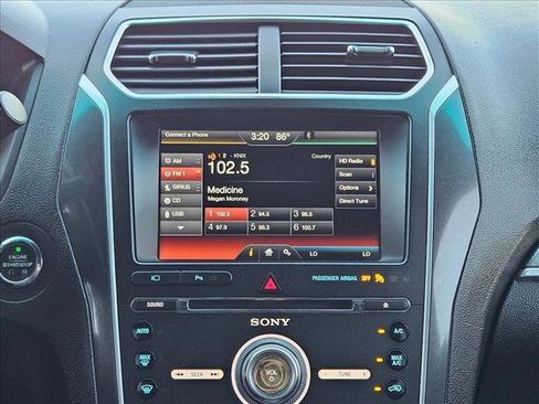 Used 2016 Ford Explorer Sport w/ Equipment Group 401A AWD/4WD image 18