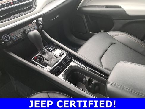 Certified 2024 Jeep Compass Limited AWD/4WD image 24