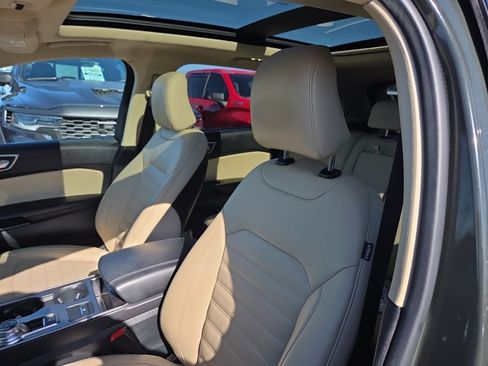 Certified 2023 Ford Edge SEL w/ Convenience Package AWD/4WD image 25