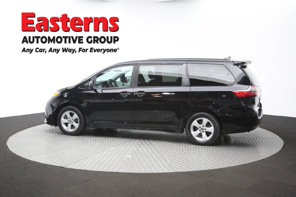Used 2020 Toyota Sienna L FWD image 62