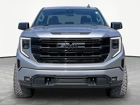 Used 2023 GMC Sierra 1500 Elevation image 2