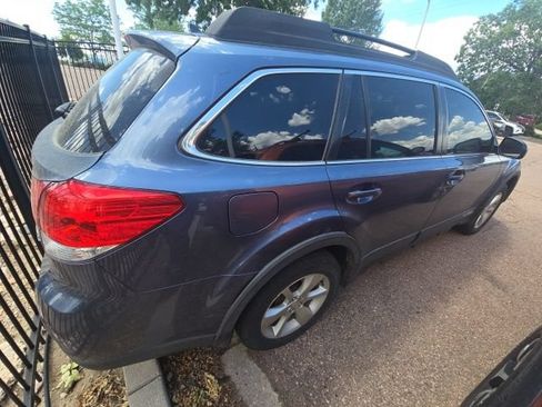 Used 2014 Subaru Outback 2.5i Limited AWD/4WD image 6