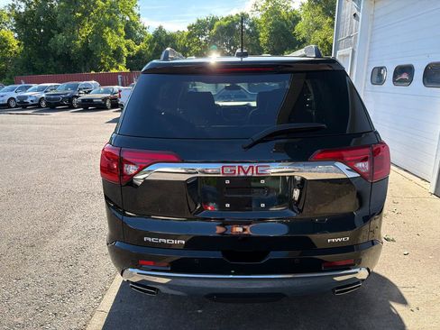 Used 2019 GMC Acadia Denali w/ Technology Package AWD/4WD image 5