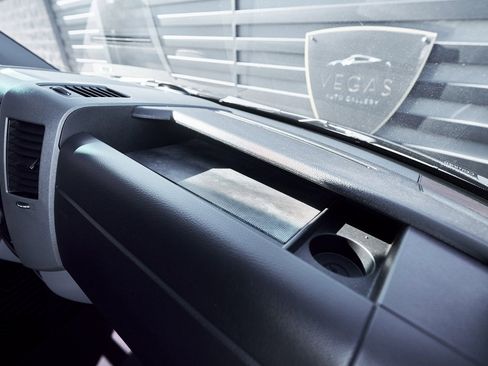 Used 2018 Mercedes-Benz Sprinter 2500 image 43