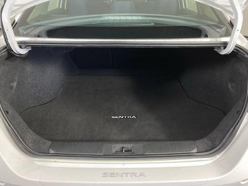 Used 2023 Nissan Sentra SV FWD image 8