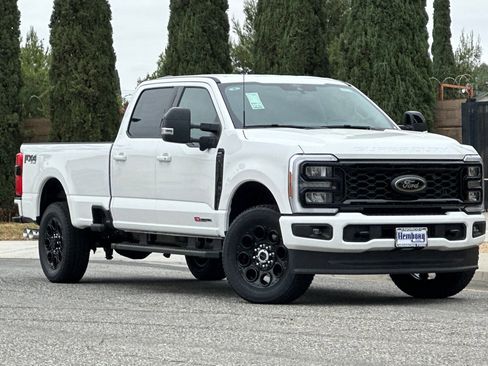 New 2026 Ford F250 Lariat w/ Black Appearance Package AWD/4WD image 2