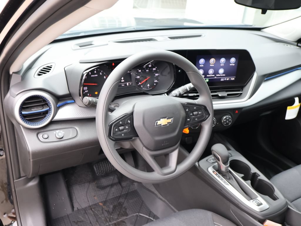 New 2026 Chevrolet Trax LS w/ LS Convenience Package FWD image 21