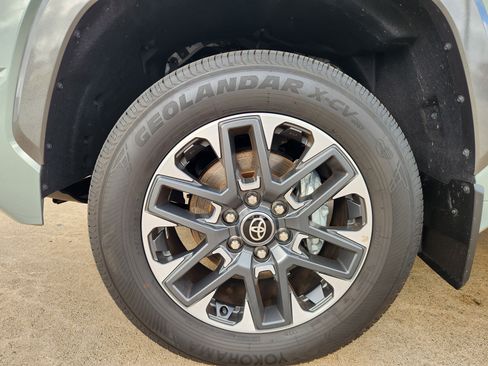 Used 2026 Toyota Tundra Limited image 11