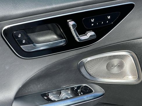 Used 2022 Mercedes-Benz C 300 4MATIC Sedan image 22