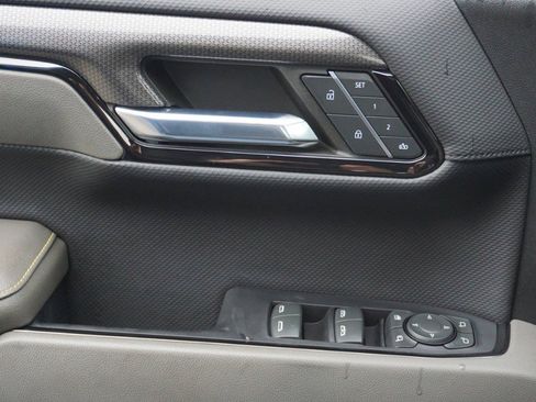 Used 2022 Chevrolet Silverado 1500 ZR2 w/ Technology Package image 25