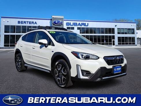 Used 2023 Subaru Crosstrek Hybrid w/ Moonroof Package w/Navigation AWD/4WD image 1