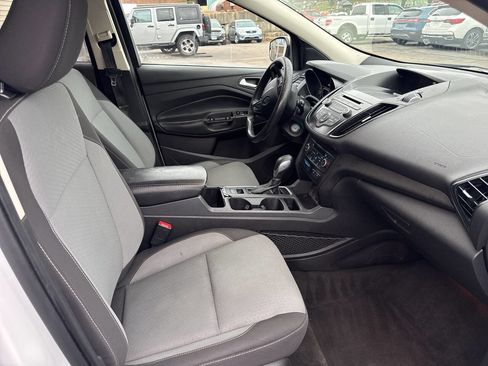 Used 2018 Ford Escape SE AWD/4WD image 7