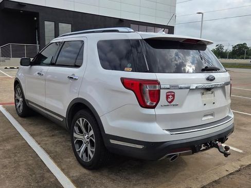 Used 2019 Ford Explorer Limited w/ Limited Luxury Package image 6