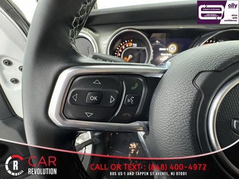 Used 2021 Jeep Gladiator Overland AWD/4WD image 16