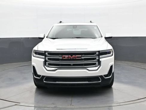 Used 2023 GMC Acadia SLT w/ Technology Package AWD/4WD image 2