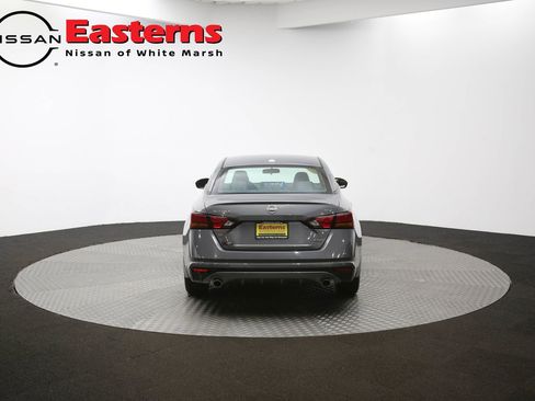 Used 2024 Nissan Altima 2.5 SV w/ SV Premium Package AWD/4WD image 37