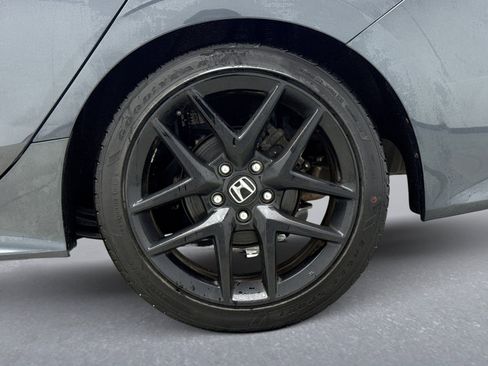 Used 2025 Honda Civic Sport image 11