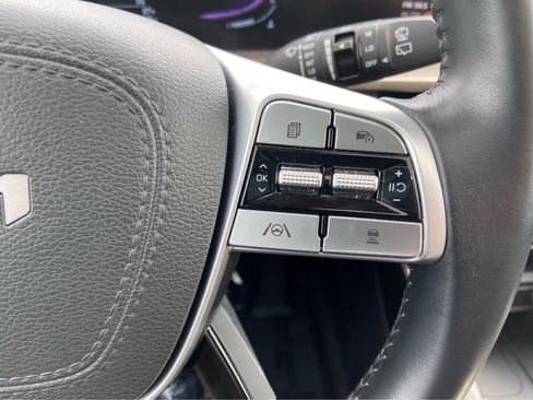 Used 2025 Kia Telluride S FWD image 24