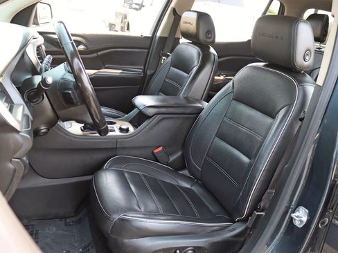 Used 2019 GMC Acadia Denali w/ Technology Package AWD/4WD image 29