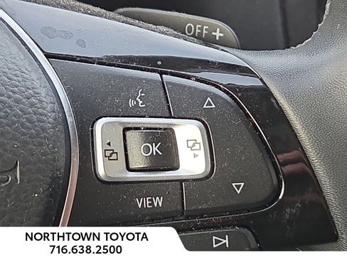 Used 2020 Volkswagen Golf 4-Door image 15