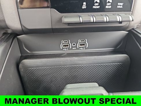 New 2026 RAM 1500 Express AWD/4WD image 37
