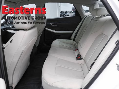 Used 2025 Hyundai Sonata SEL FWD image 22