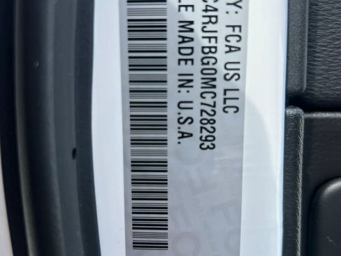 Used 2021 Jeep Grand Cherokee Limited image 33