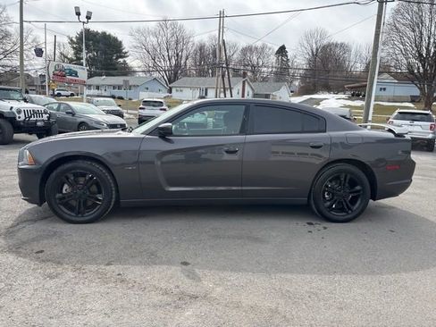 Used 2014 Dodge Charger R/T image 4