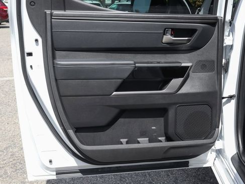 Used 2024 Toyota Tundra Limited AWD/4WD image 46