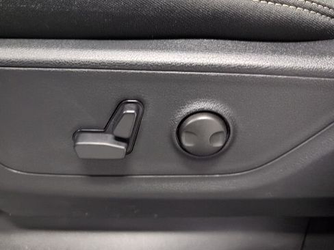 New 2026 RAM 1500 Big Horn w/ Night Edition image 17