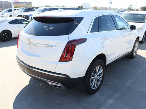 Used 2022 Cadillac XT5 Premium Luxury w/ Technology Package image 10