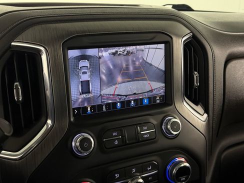 Used 2022 GMC Sierra 3500 Denali w/ Denali Ultimate Package AWD/4WD image 20