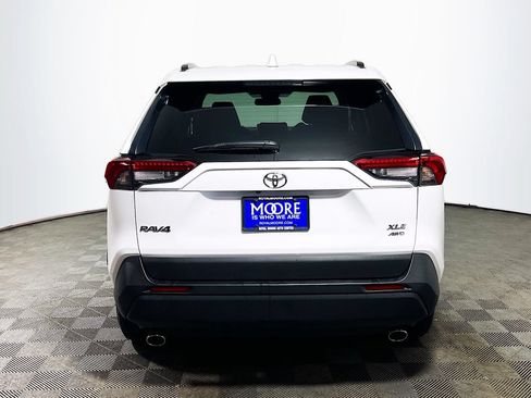 Used 2025 Toyota RAV4 XLE AWD/4WD image 6
