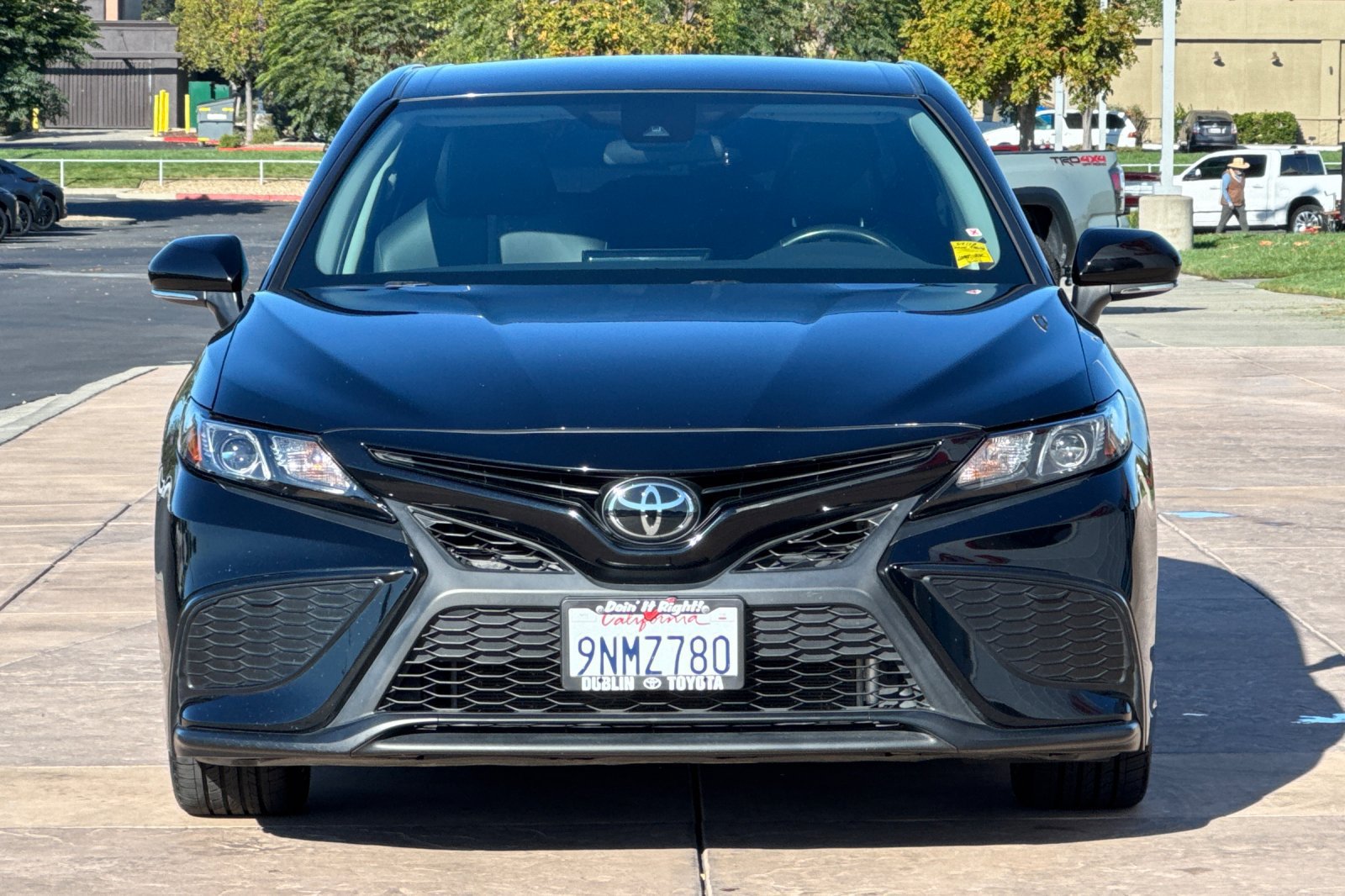 Used 2024 Toyota Camry SE FWD image 10