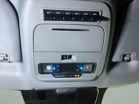 New 2026 Ford F350 Lariat w/ Black Appearance Package image 34