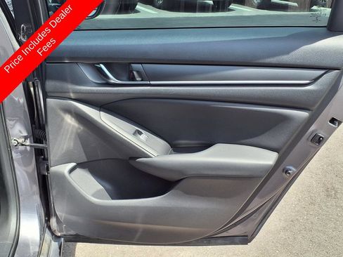 Used 2018 Honda Accord Sport image 13