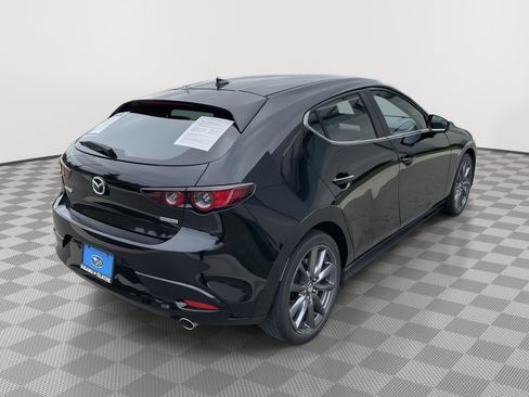 Used 2019 MAZDA MAZDA3 Hatchback w/ Preferred Package FWD image 13