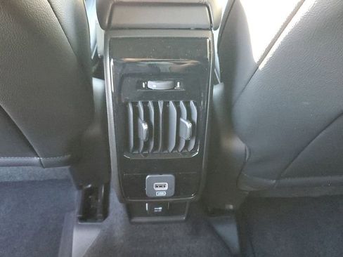 New 2026 Jeep Compass Latitude image 13