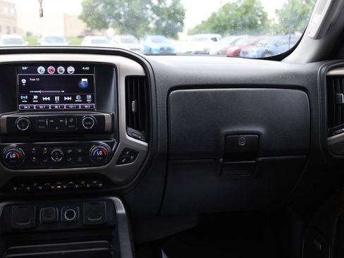 Used 2017 GMC Sierra 1500 Denali w/ Denali Ultimate Package AWD/4WD image 24