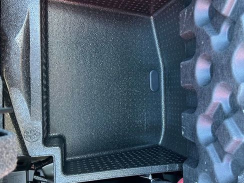 Used 2020 Dodge Challenger SXT image 20