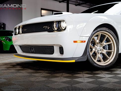 Used 2023 Dodge Challenger R/T Scat Pack RWD image 2